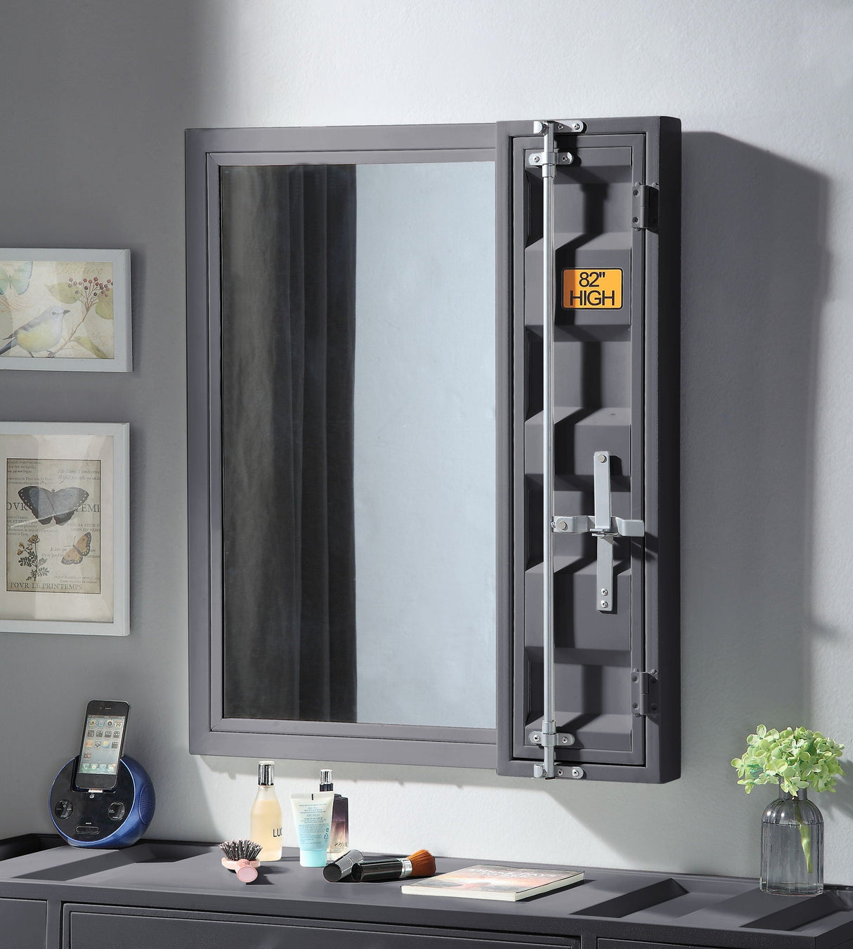 Cargo Vanity Mirror, Clear Reflection