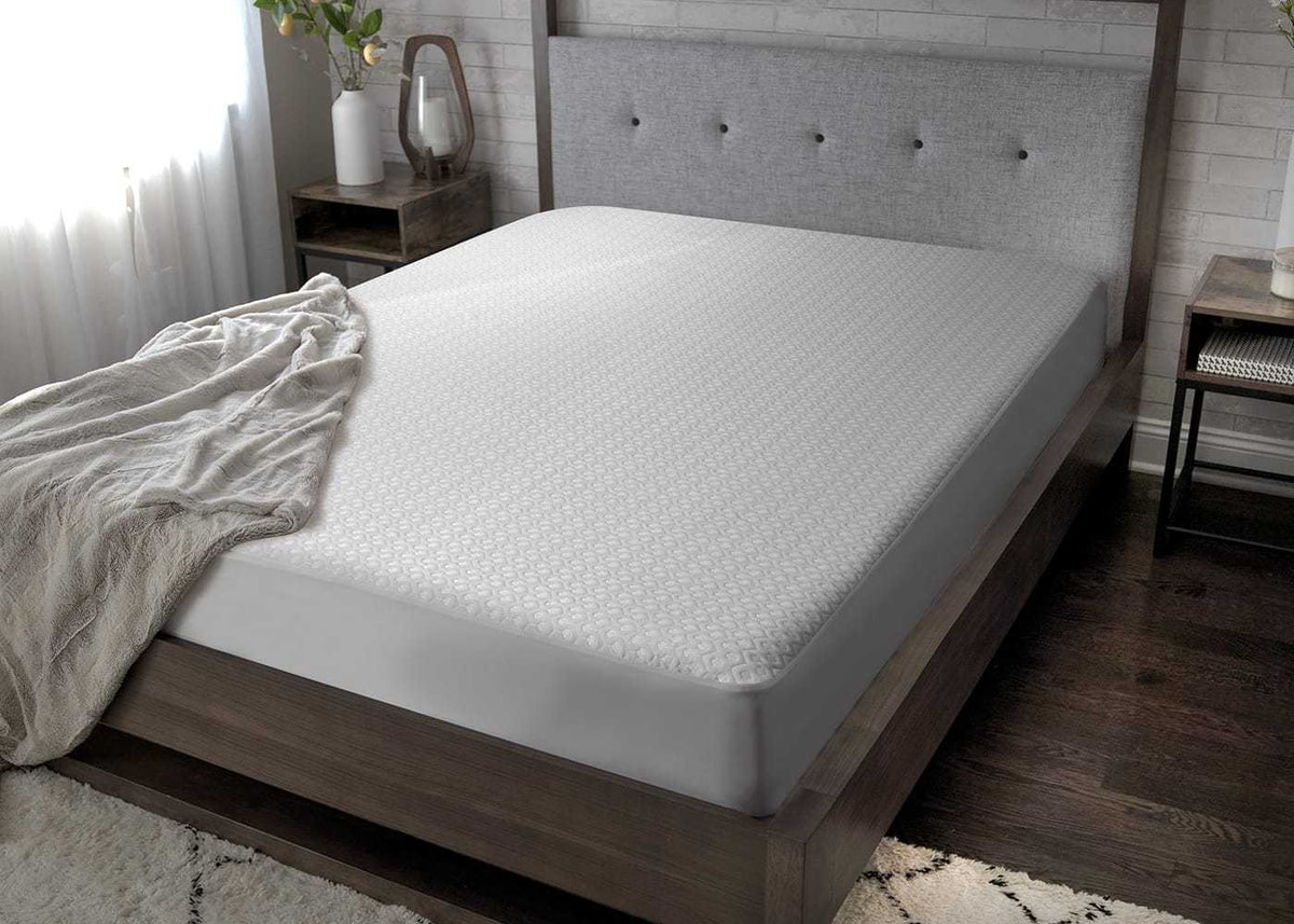 BEDGEAR Split California King Mattress Protector with Dri-Tec Moisture-Wicking