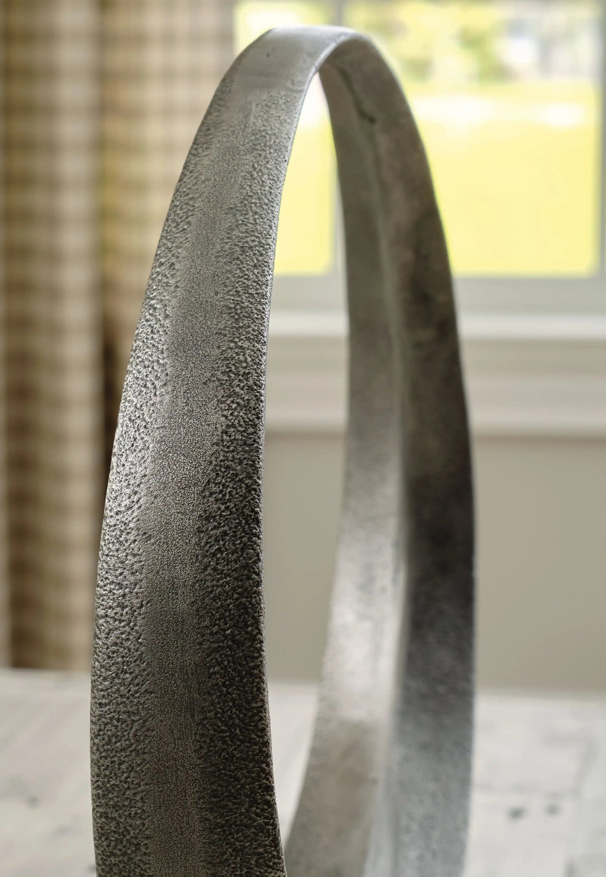 Ryandale - Sculpture - Best Buy Furniture