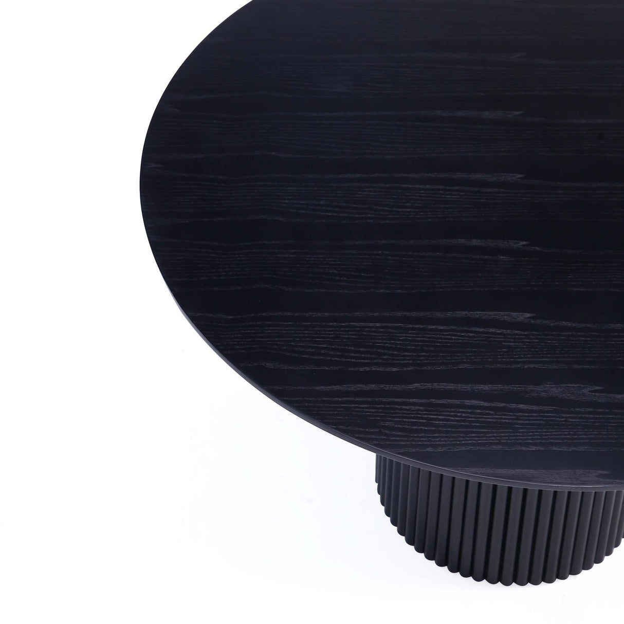 Hathaway - Round Dining Table With Ribbed Base