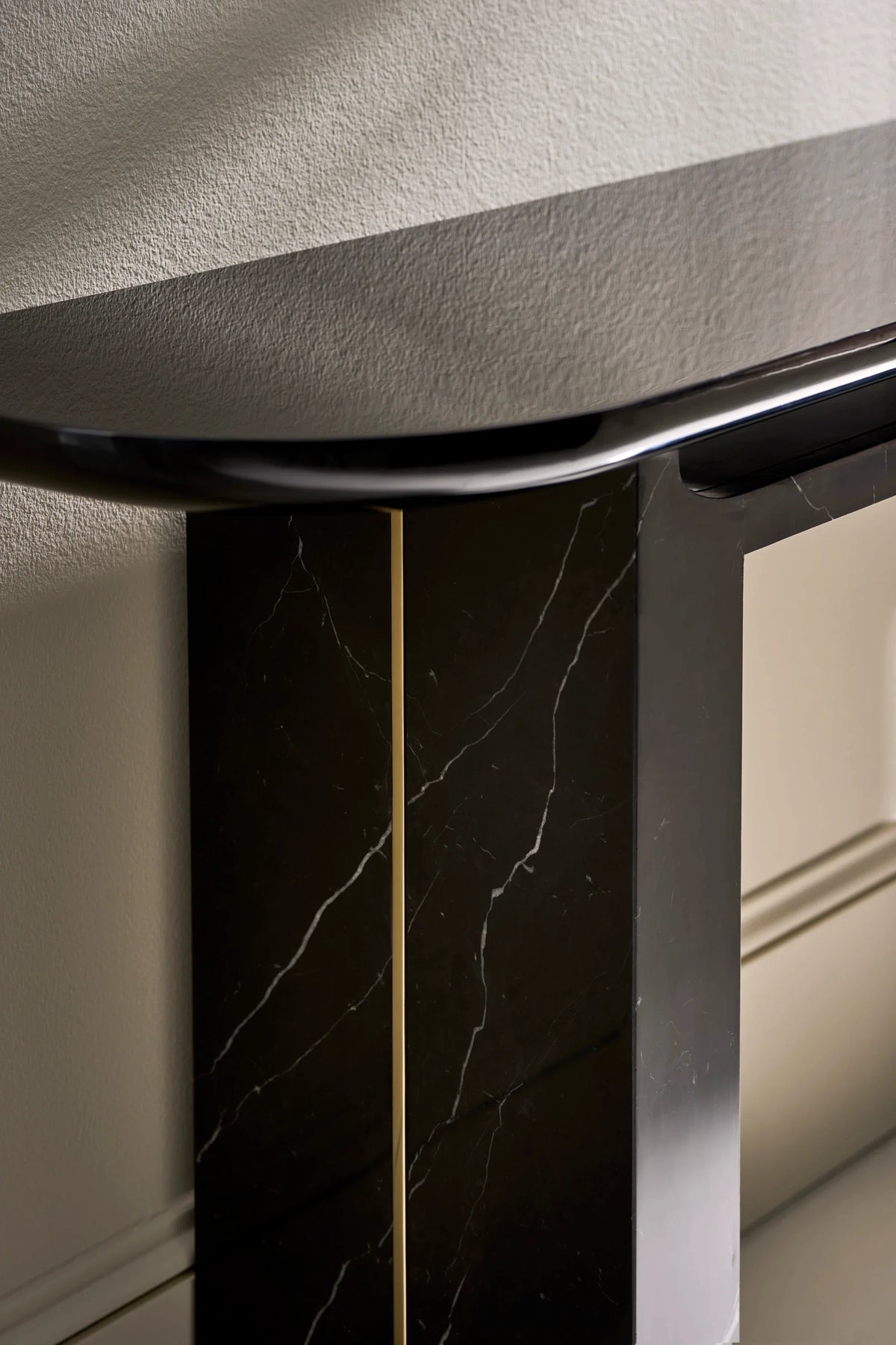 Overlap Open Console Table