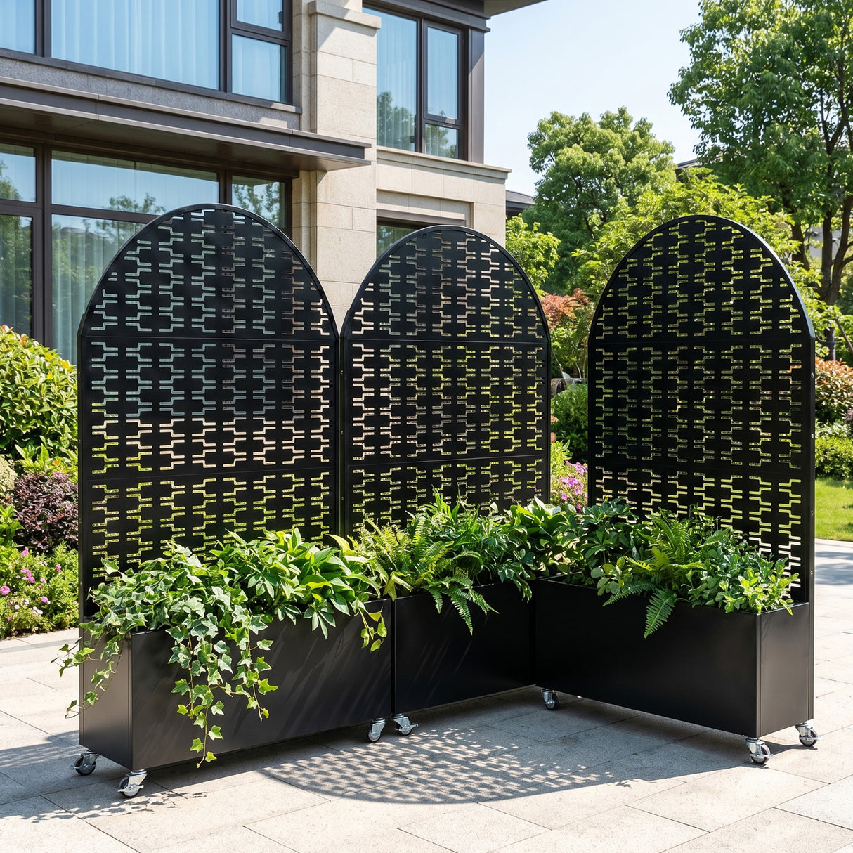 Arched Decorative Privacy Screen with Planter Box