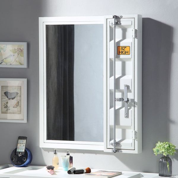 Cargo Vanity Mirror, Clear Reflection