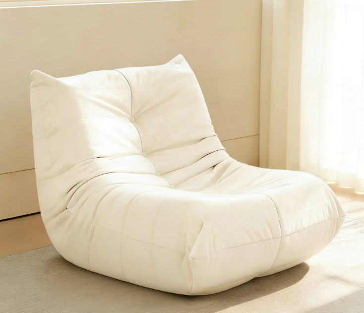 Luxury Accent Chair Button-Tufted Detail
