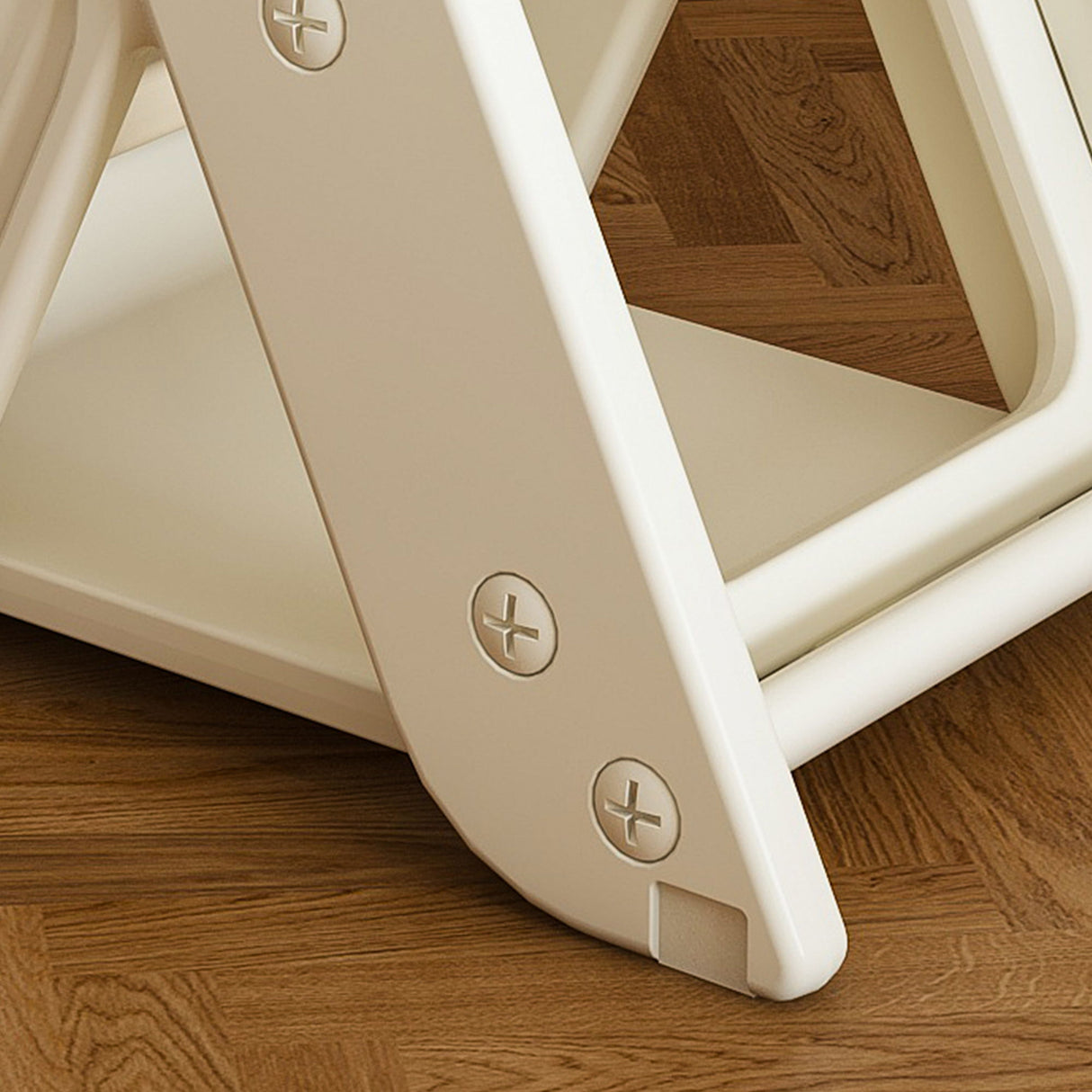 Multifunctional Growing Up Dining Chair With Adjustable Height And 5 Point Seat Belts