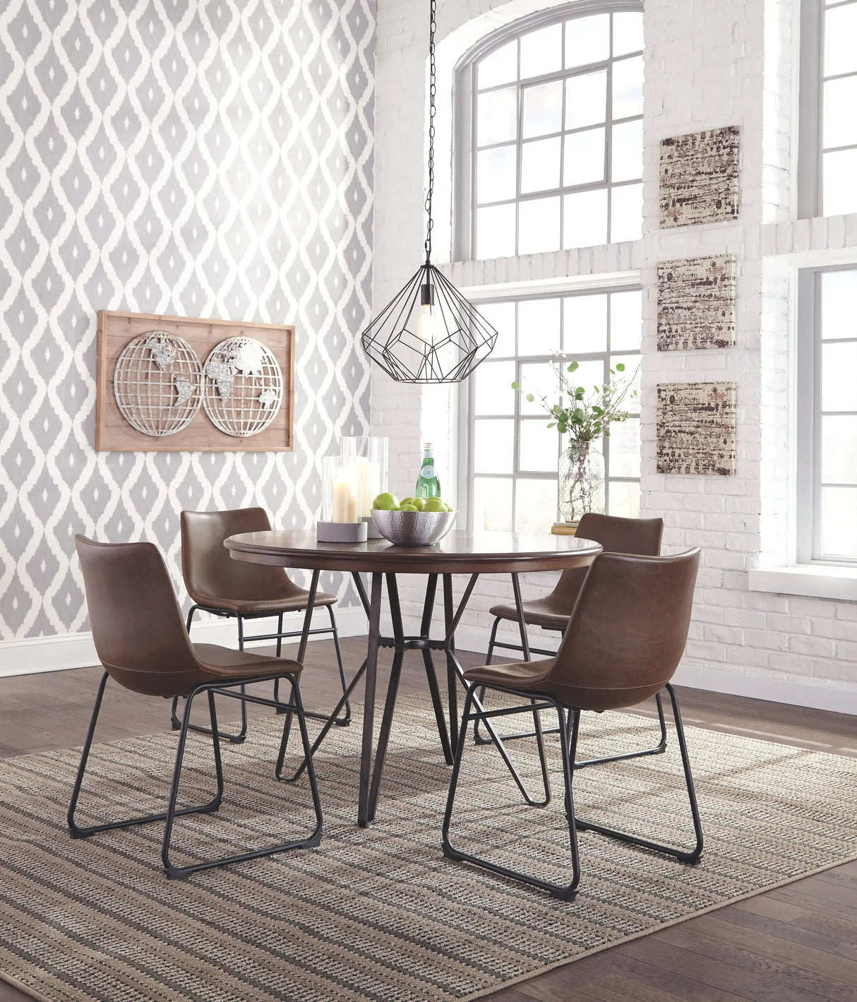 Centiar - Upholstered Side Chair - Best Buy Furniture