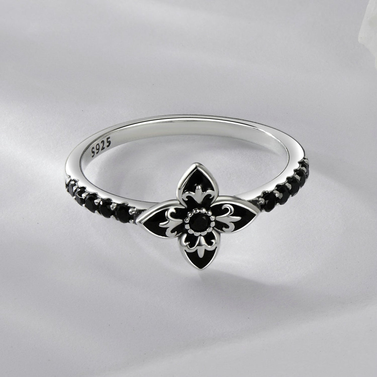 925 Sterling Silver Enamel 0.9x1.0cm Pendant Rings for Women