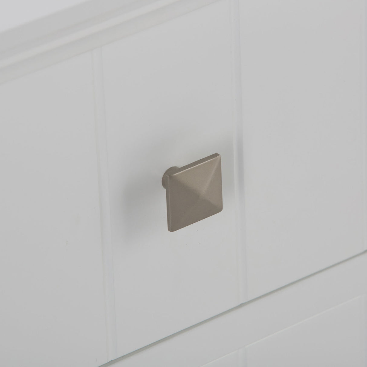 Acadian - 4 Drawer Floor Storage Cabinet - Pure White