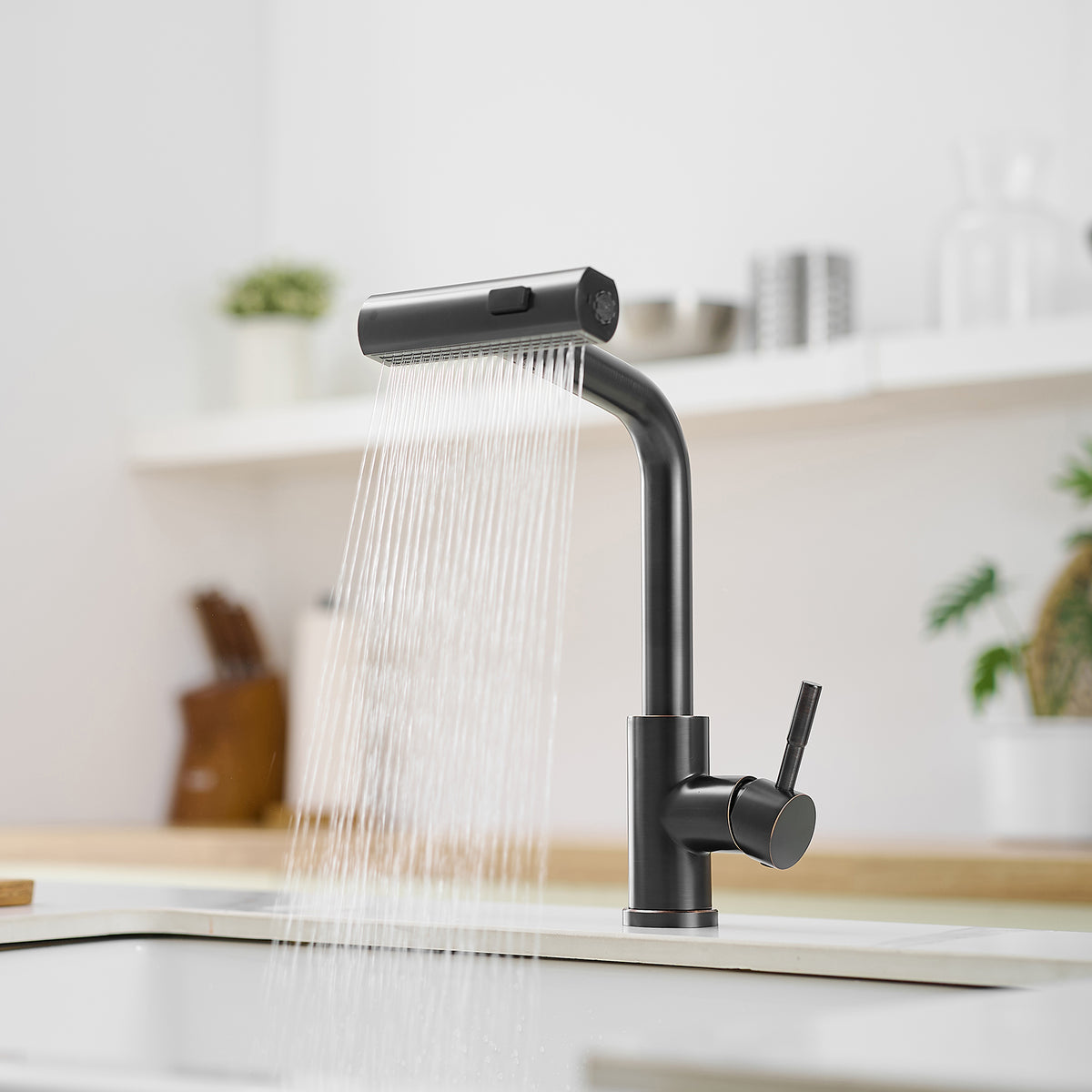 360° Rotation Pull-Down Kitchen Faucet - Oil Rubbed Bronze