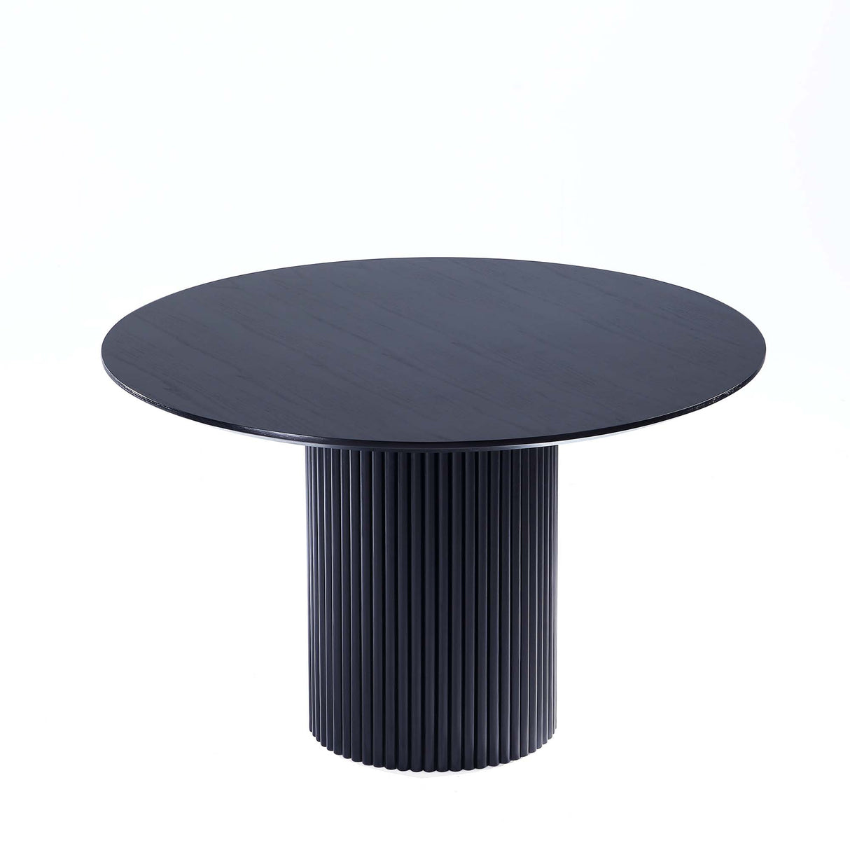 Hathaway 59" Round Dining Table