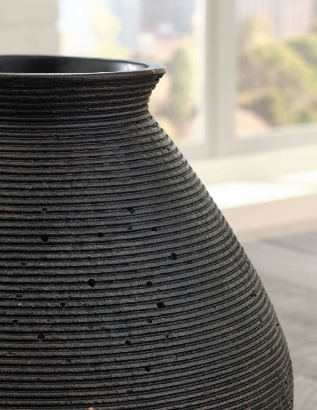 Hannela - Vase - Best Buy Furniture