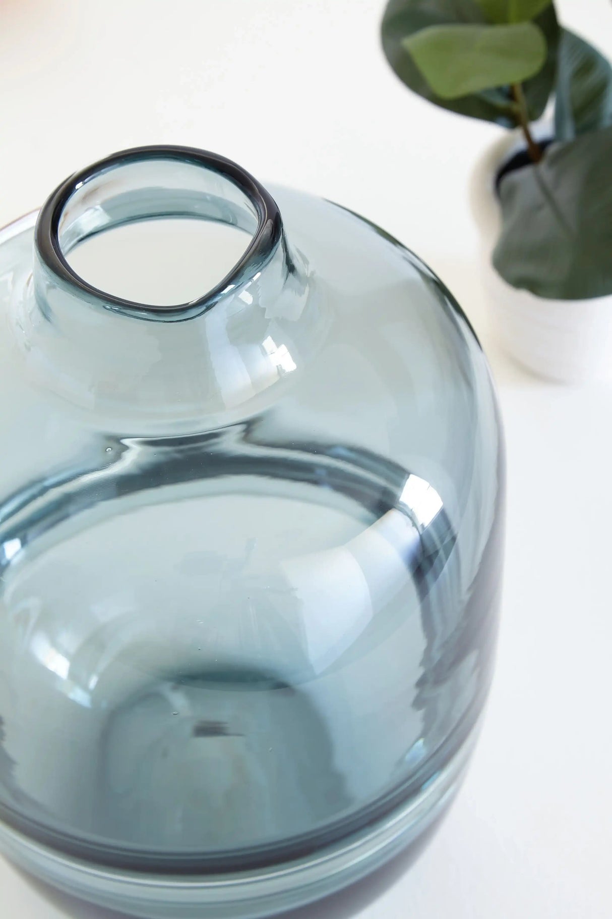 Lemmitt - Vase - Teal - Best Buy Furniture