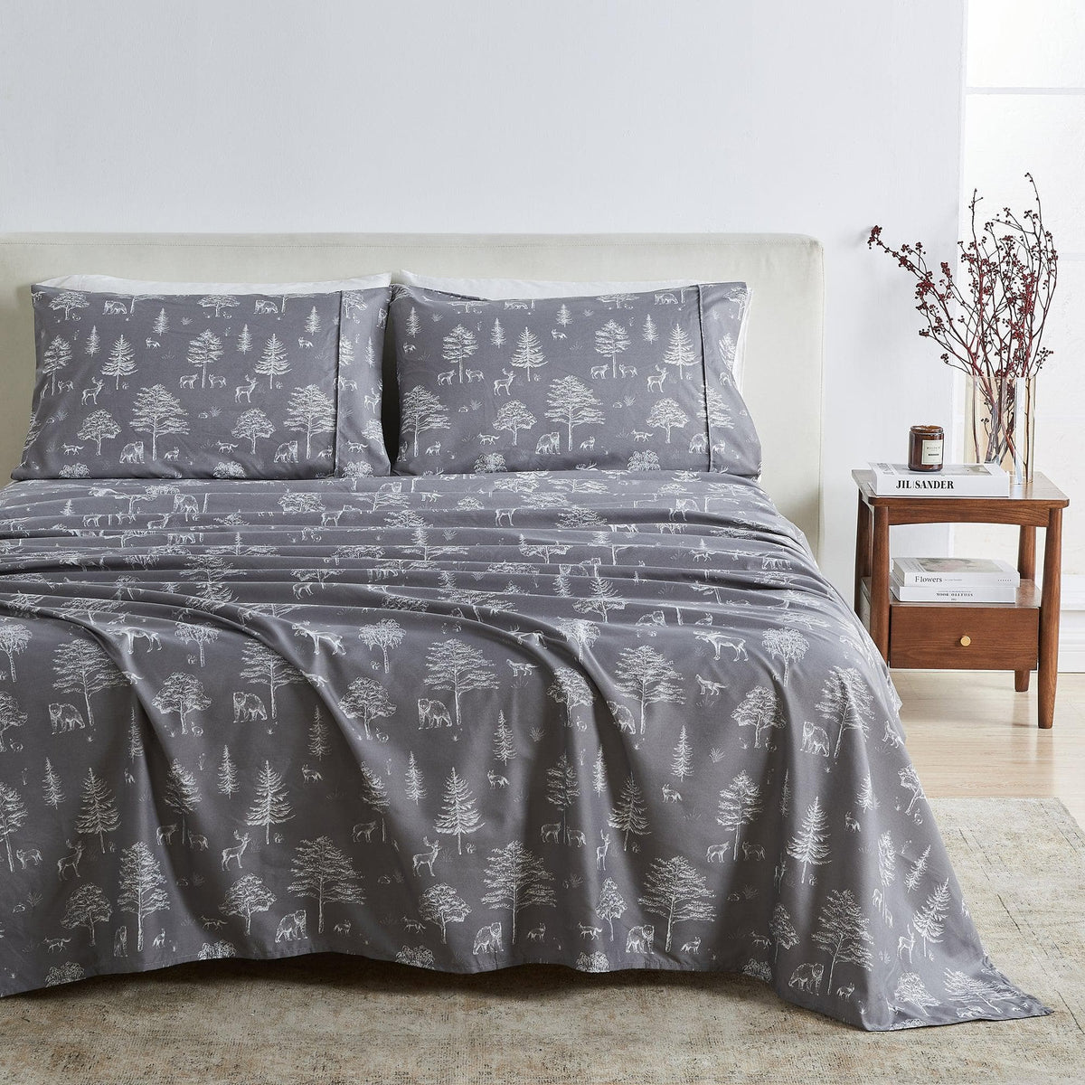 Great Bay Home Lodge Printed Sheet Set in Wild Acres - Grey