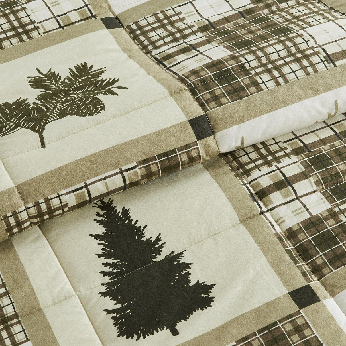 Reversible Christmas Comforter and Sham Set - Holiday Lodge Odette Collection