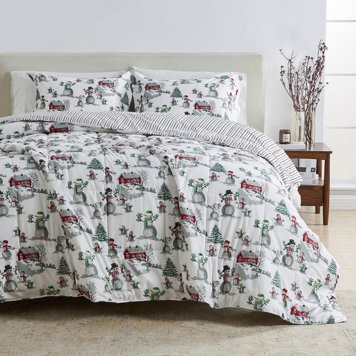 Reversible Christmas Comforter and Sham Set - Holiday Lodge Odette Collection
