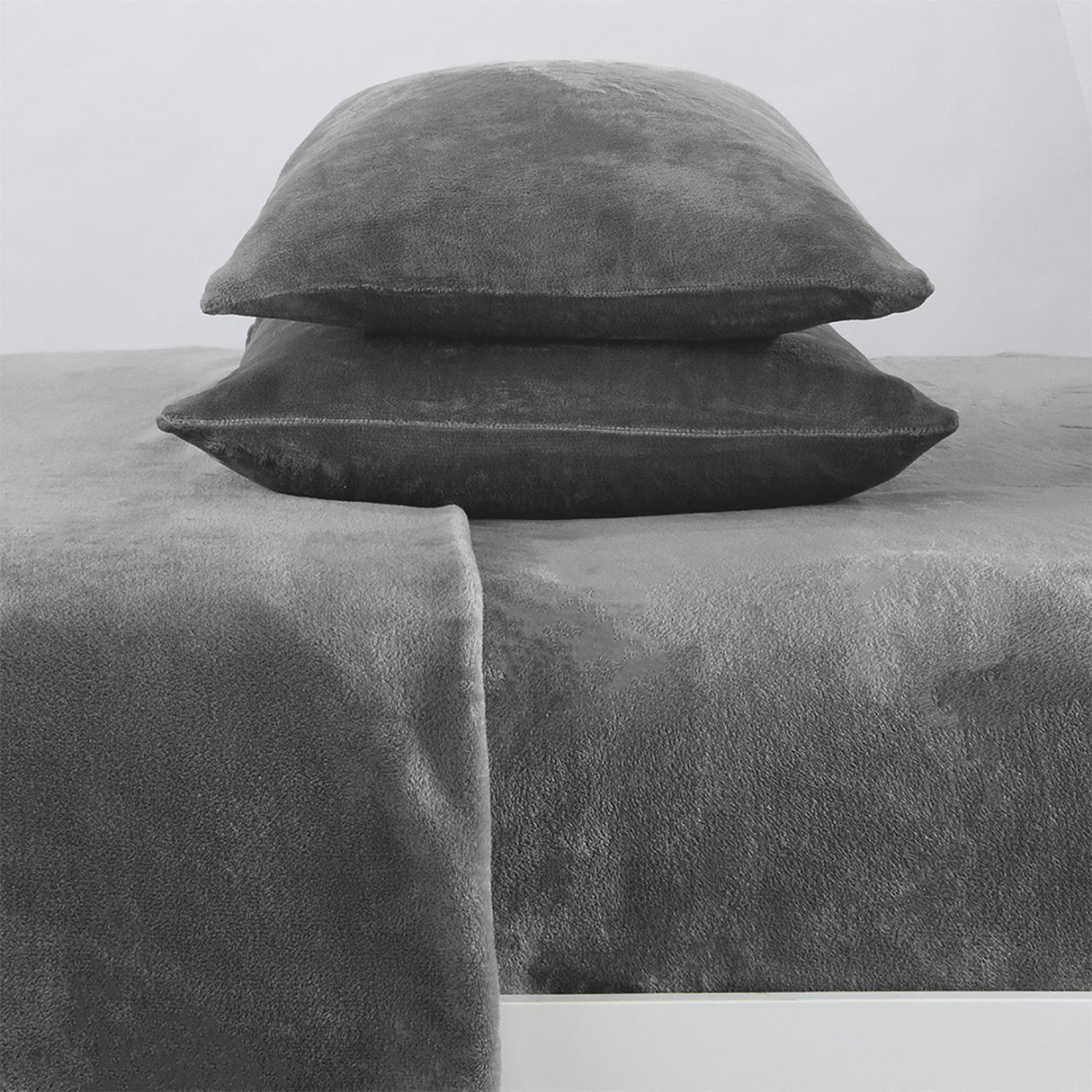 4-Piece Solid Plush Sheet - Velvet Luxe Collection