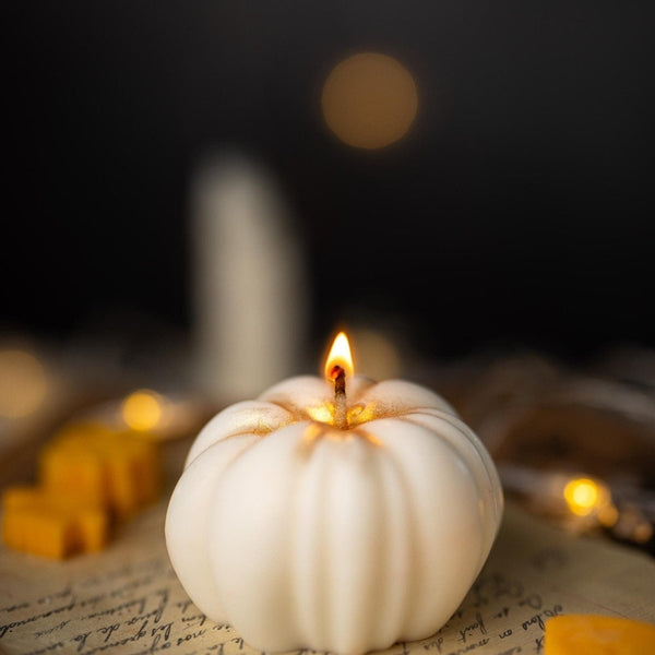 Pumpkin Soy Candle - Fall & Halloween Decor, Pumpkin Shaped, Scented