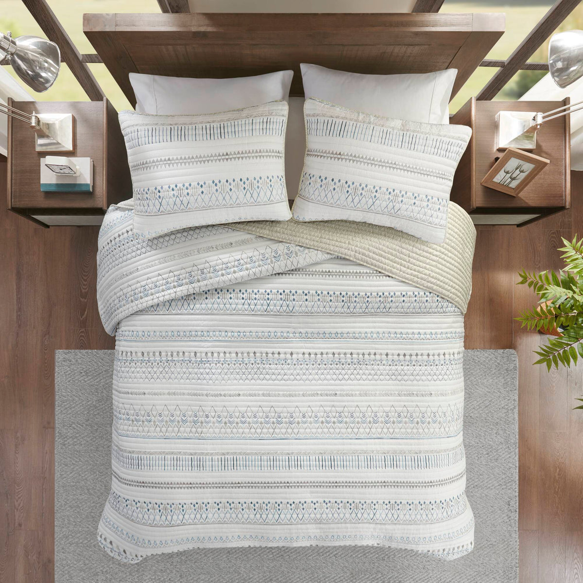 JLA Seersucker Quilt Set with Antimicrobial Finish - view 7