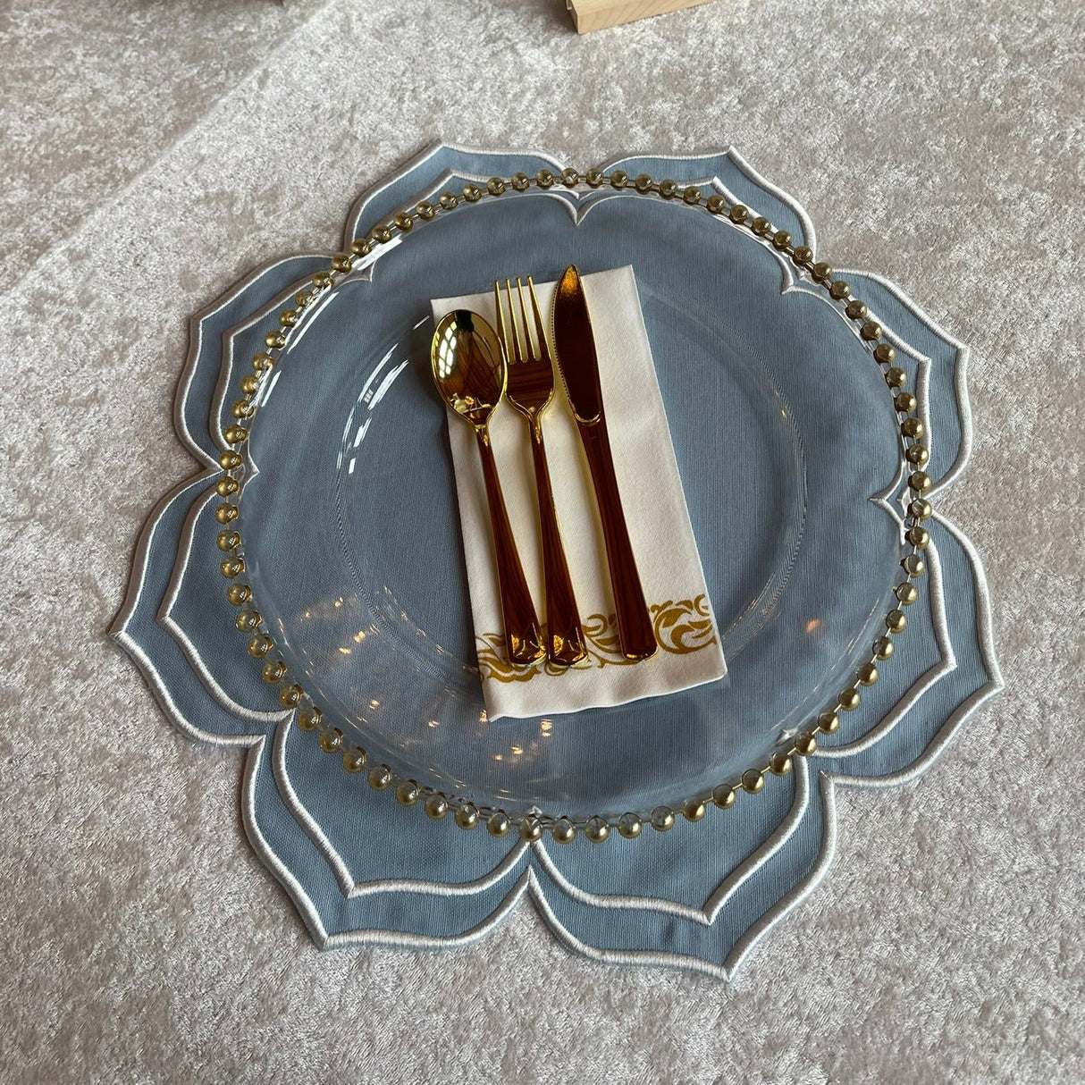 LUMERA LIGHT BLUE WAVY EDGE FABRIC PLACEMAT
