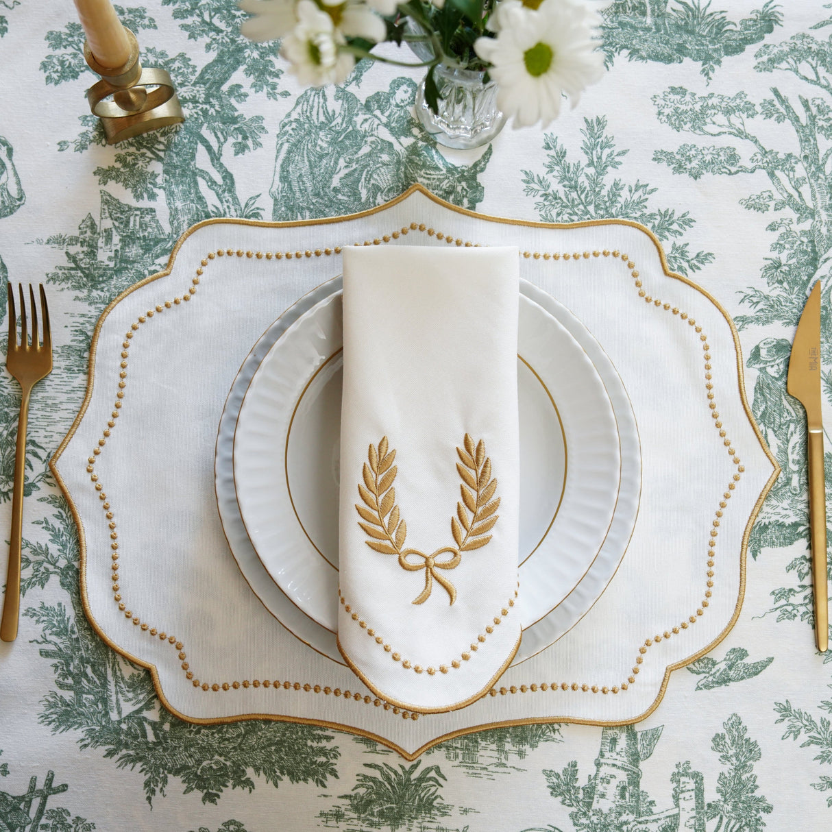 pnrdecor LUNA IVORY GOLD TRIM PLACEMAT & NAPKIN SET (Set Of 4) - view 3