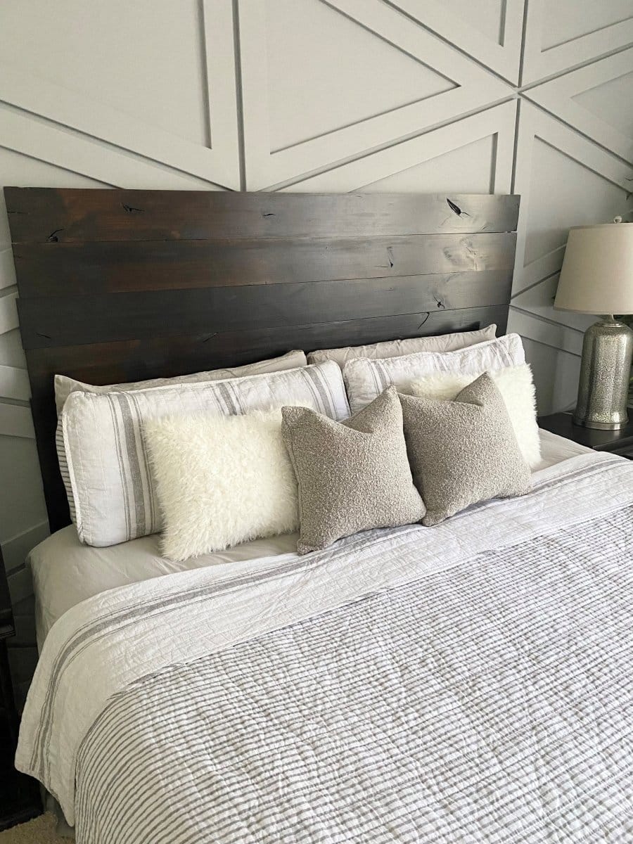 LushDecor Farmhouse Stripe Reversible Cotton Quilt Set - view 53