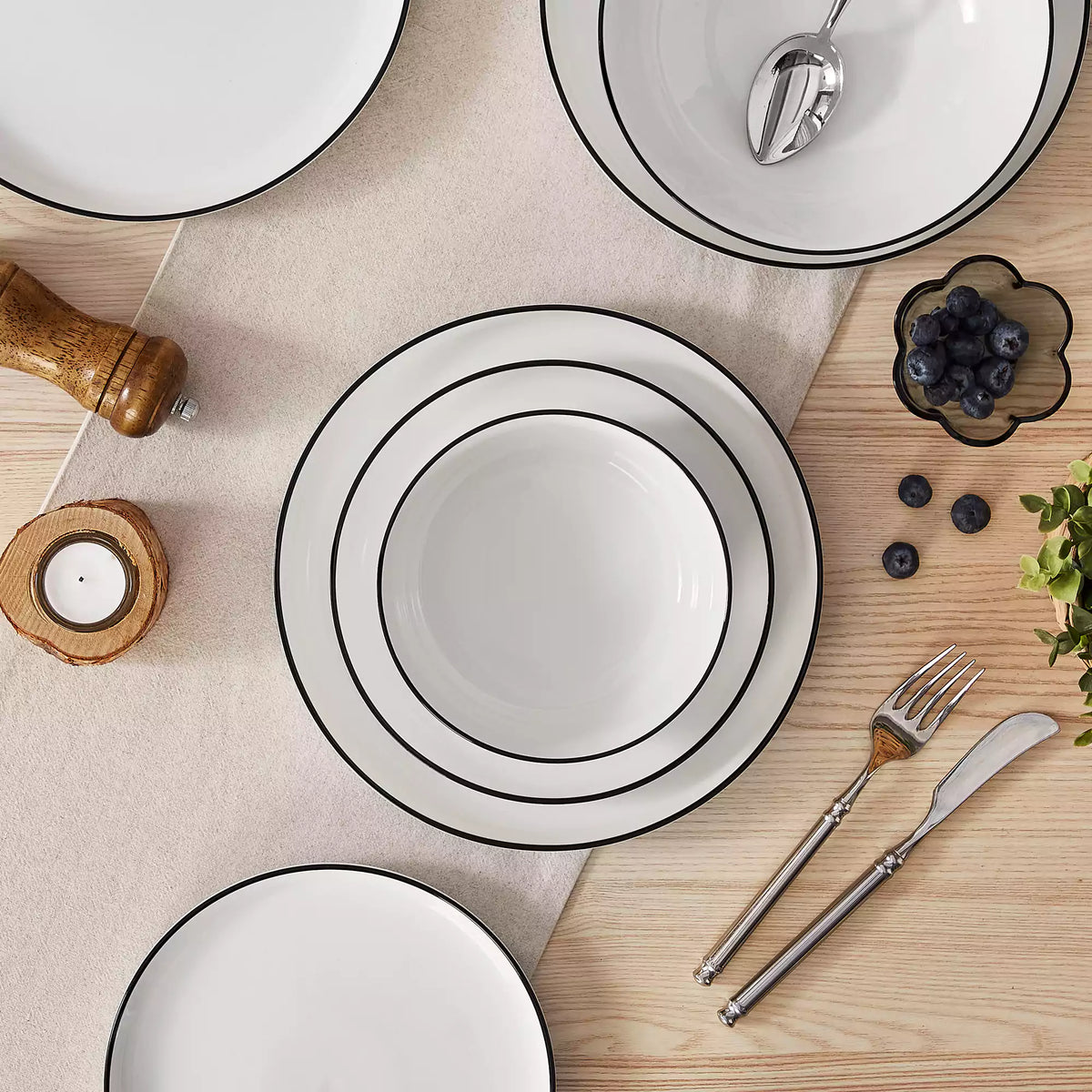 MALACASA Mina 24 Piece Dinnerware Set - view 17