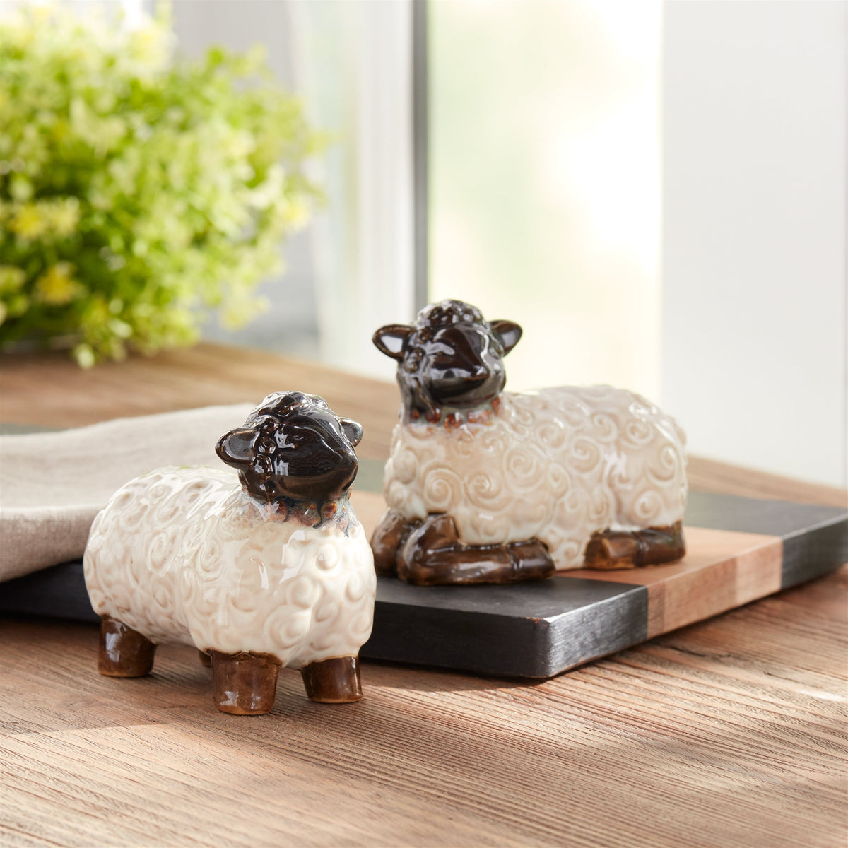 Melrose International Mini sheep figurine (set of 6) - view 3
