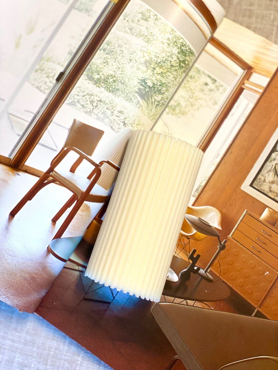 Minimalist Ribbed Candles for Effortless Home Decor