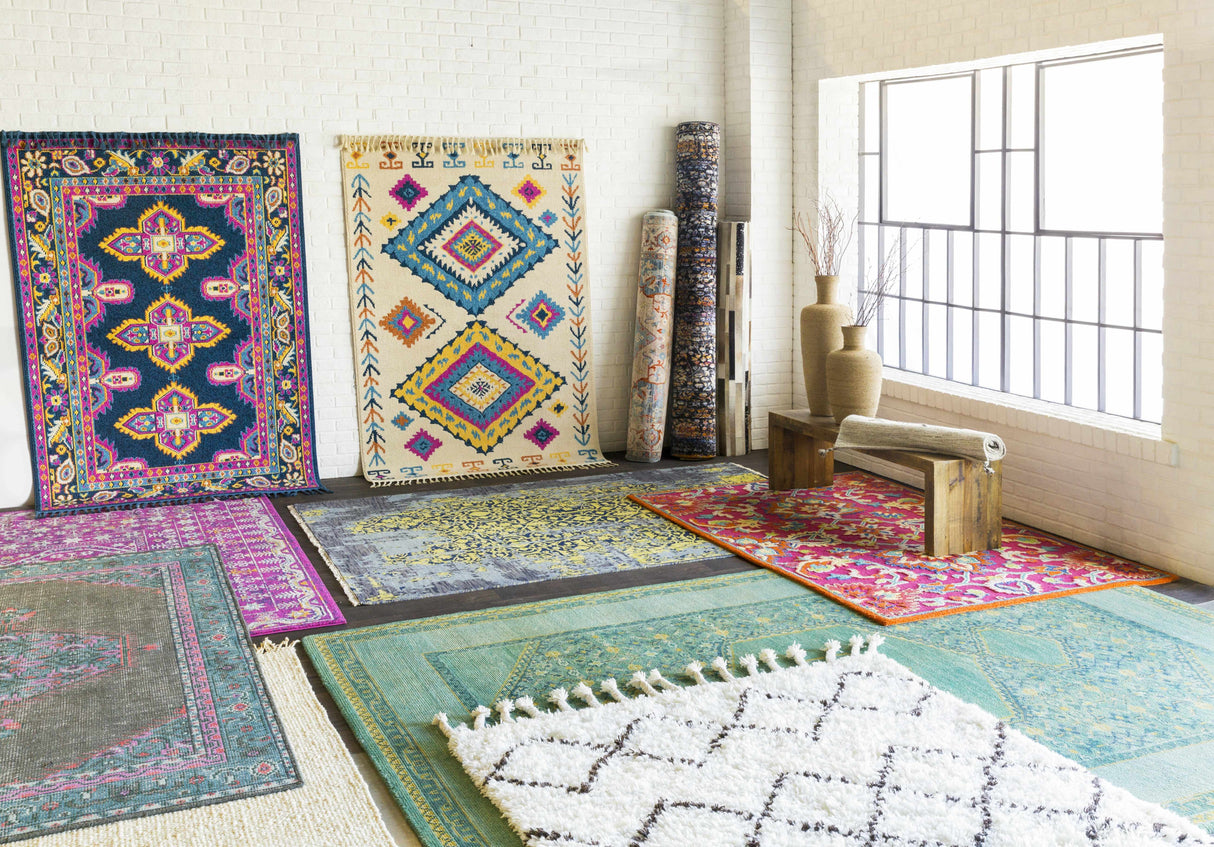 Catoosa White/Black Trellis Wool Rug - Clearance