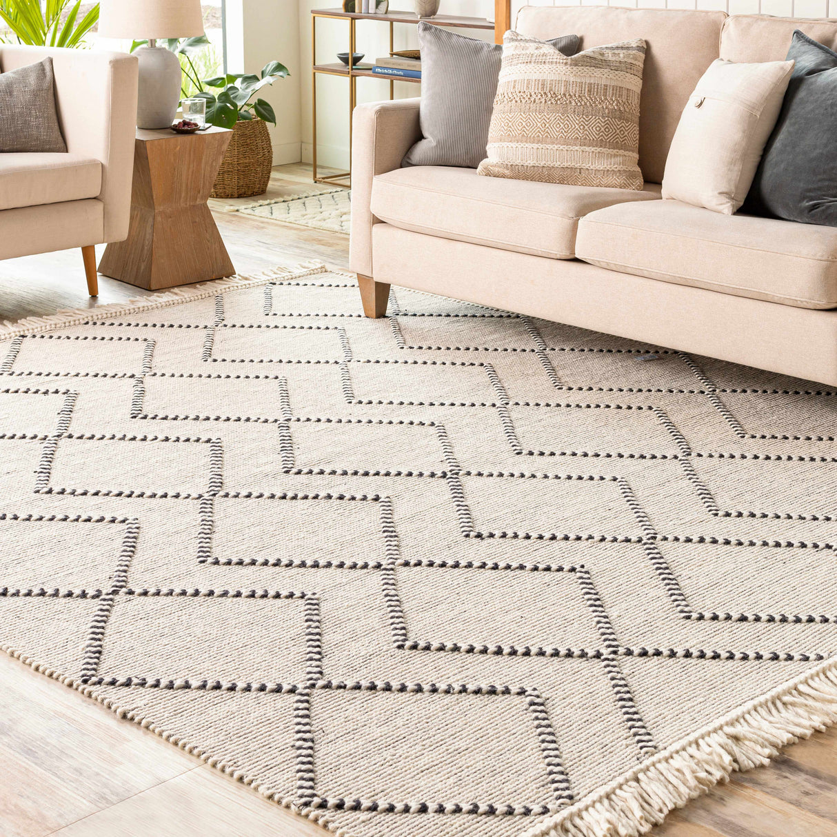 Siguinon Area Rug - Clearance