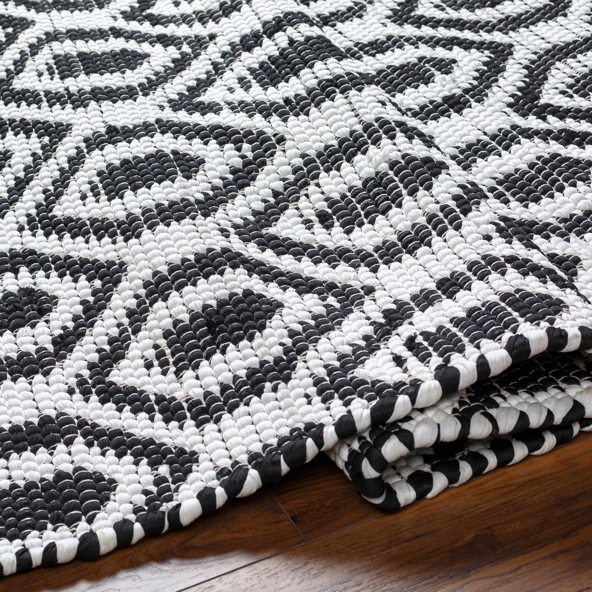 Helmi Area Rug