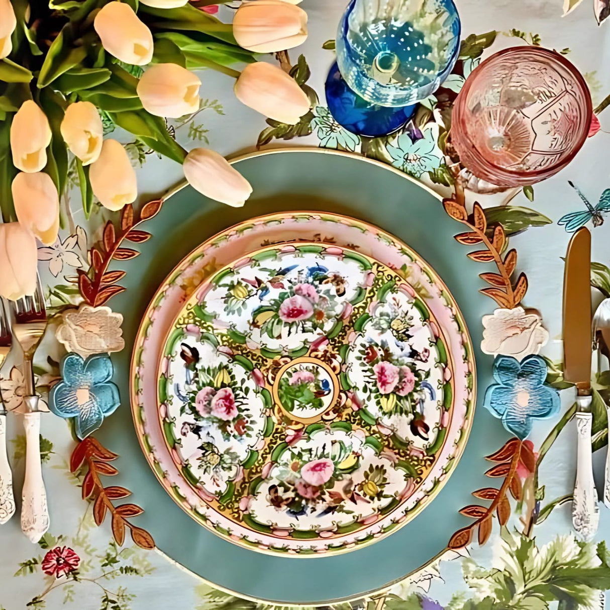 Jasmine Blue Round Faux Leather Placemat