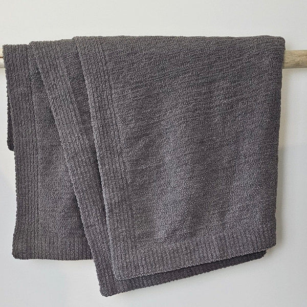 The Nest Throw