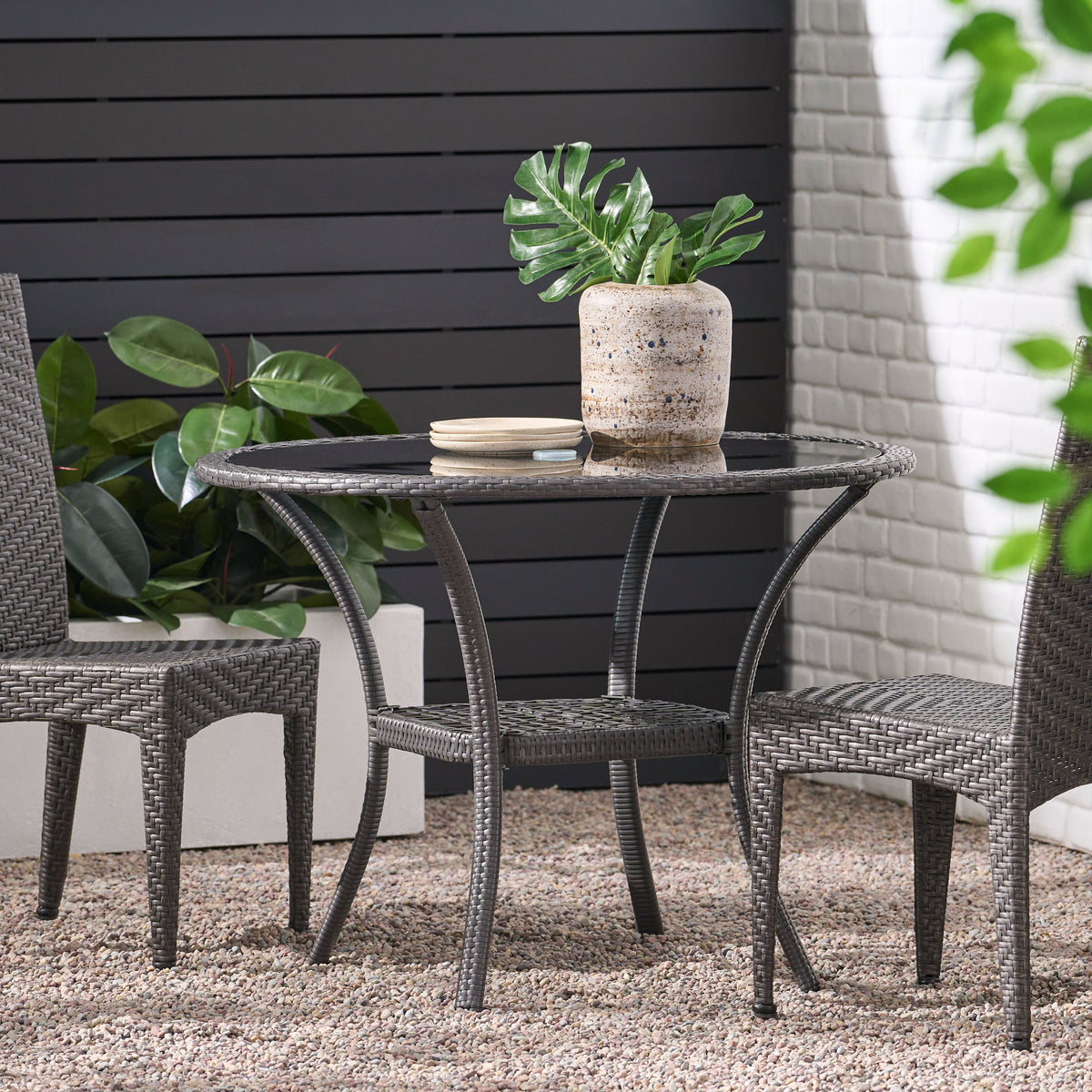 San Pico Table
