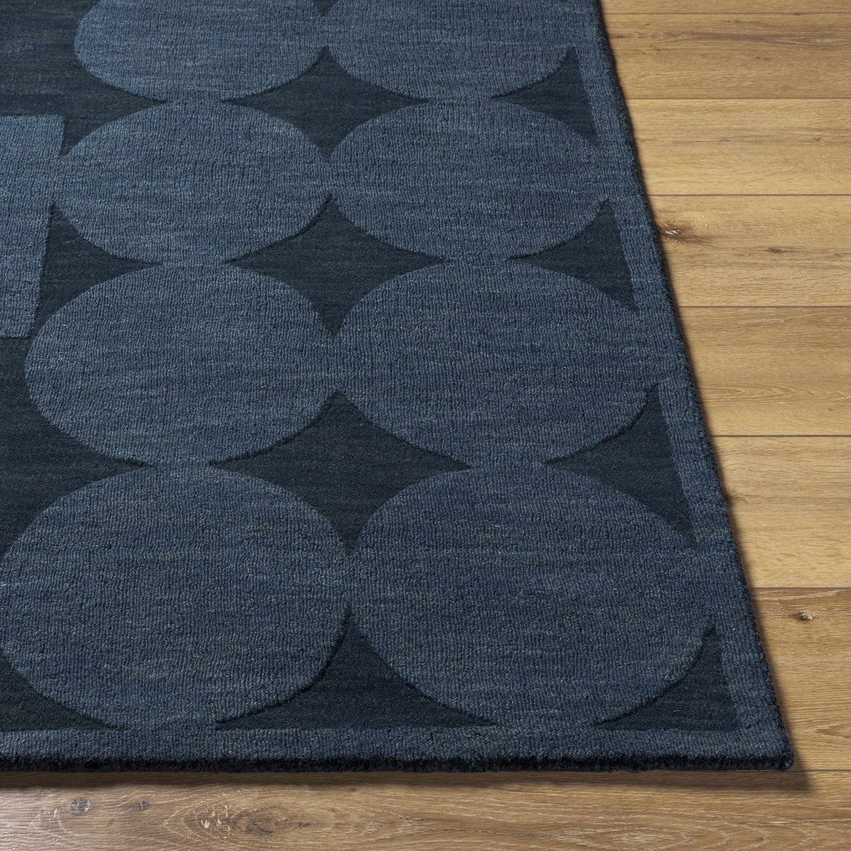 Oshae Area Rug