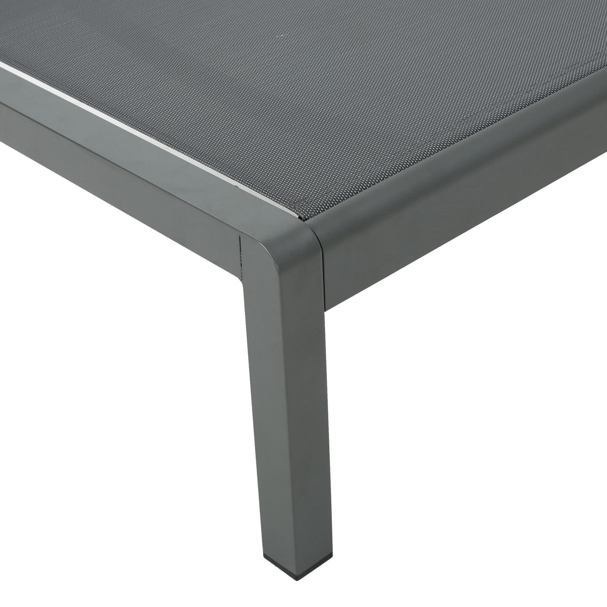 Outdoor Patio Chaise Lounge With 5 Reclining Positions