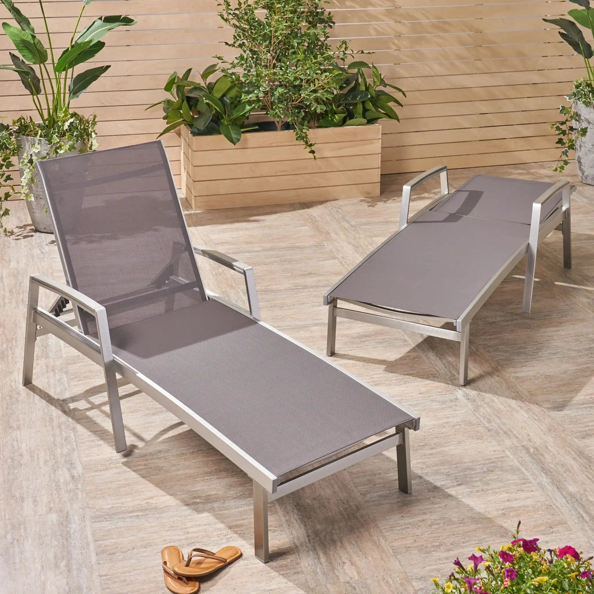 Oxton - Chaise Lounge Stylish Outdoor Seating - Best Buy Furniture
