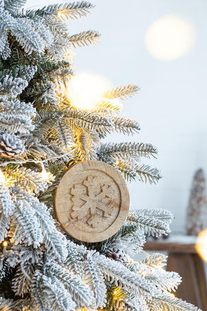 Wooden Hanging Circle With Snowflake Cut Christmas Ornaments (Set of 12)