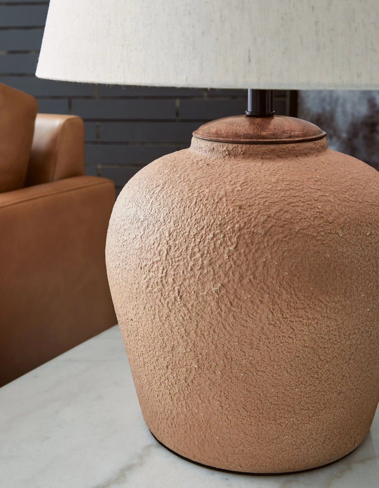 Scantor - Metal Table Lamp - Rust - Best Buy Furniture