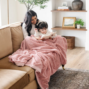 Lush XL Throw Blankets by Saranoni