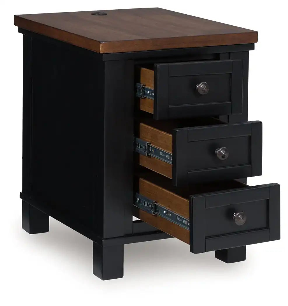 Wildenauer - Chair Side End Table - Brown / Black - Best Buy Furniture