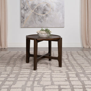 Mavis - Round Table