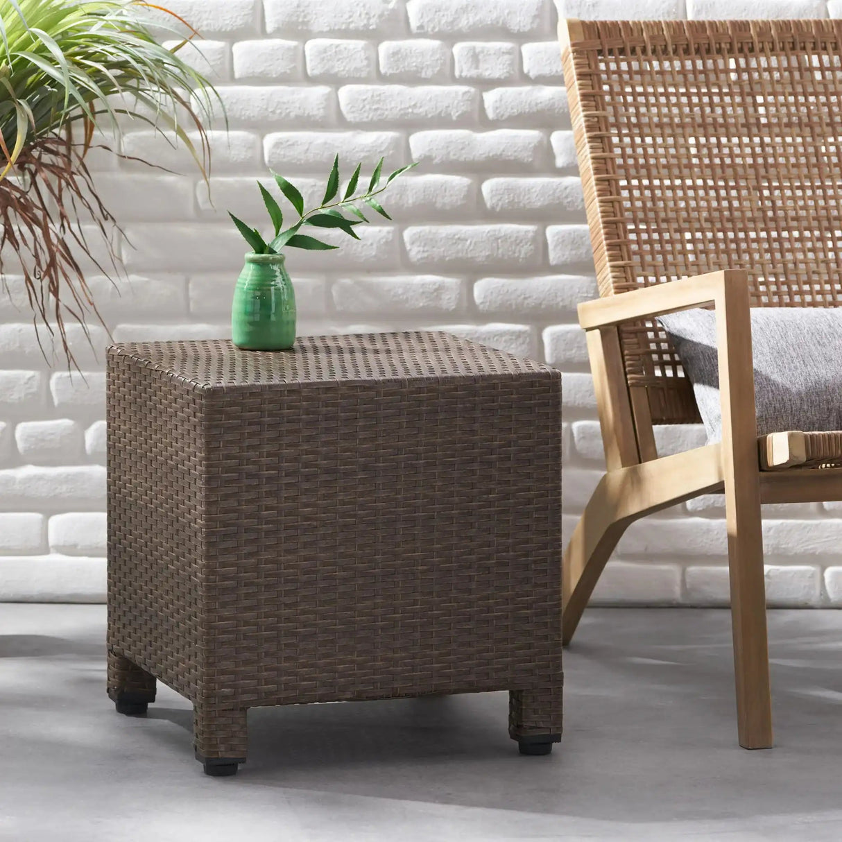 Puerta - Minimalist Style Accent Table - Best Buy Furniture