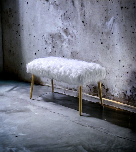 Bagley II - Faux Fur Bench - White / Gold - Best Buy Furniture