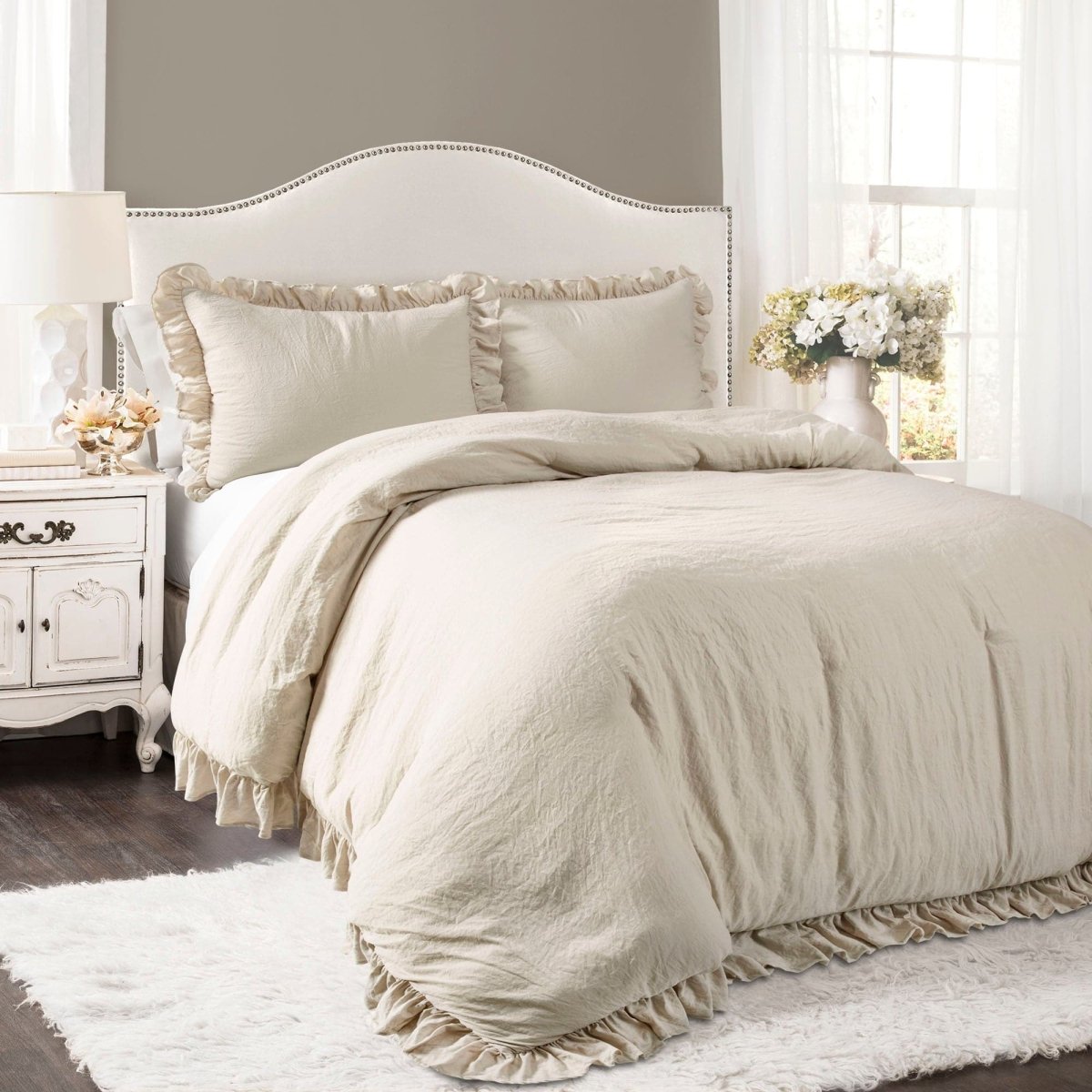 LushDecor Reyna Comforter Set in Wheat