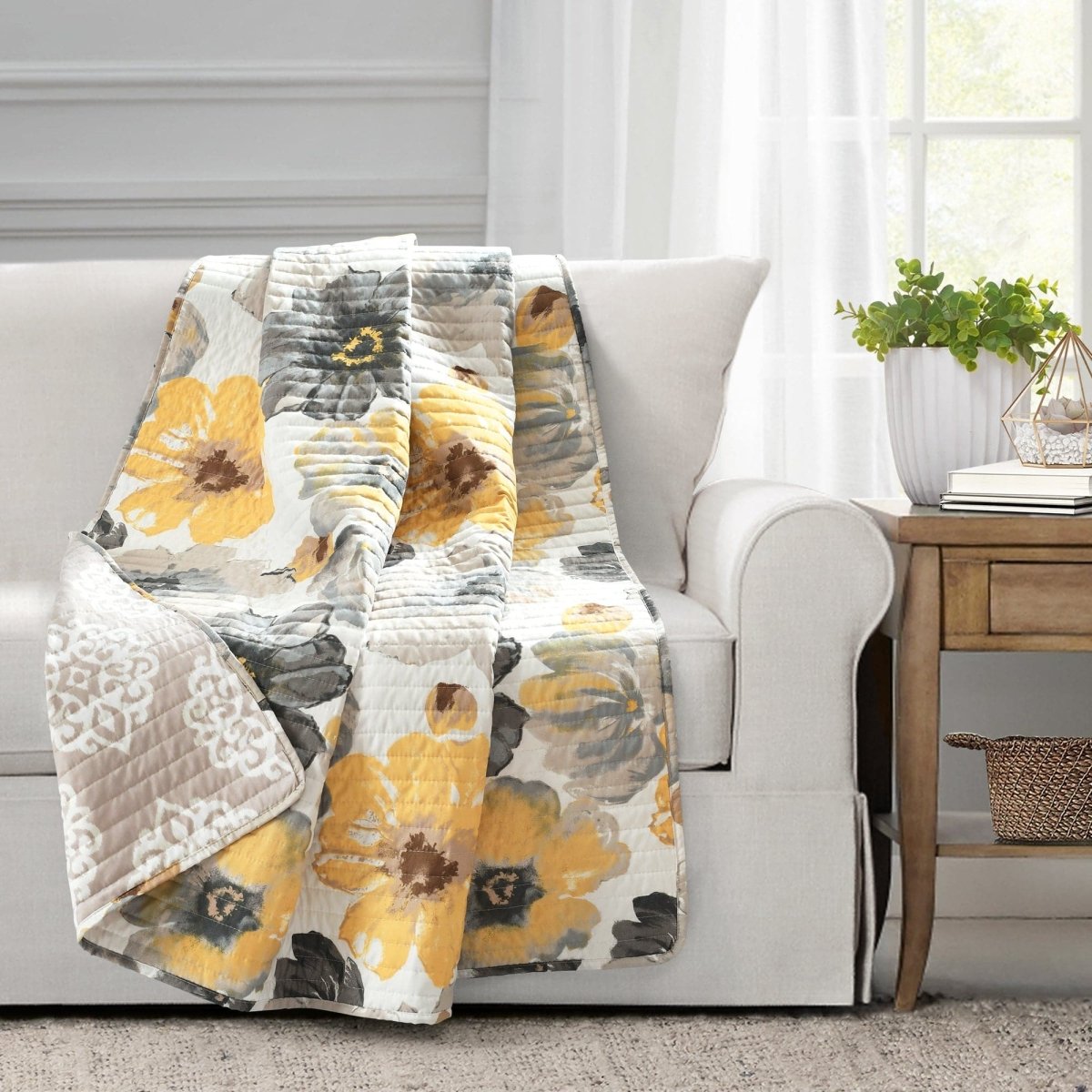 Leah Throw Blanket