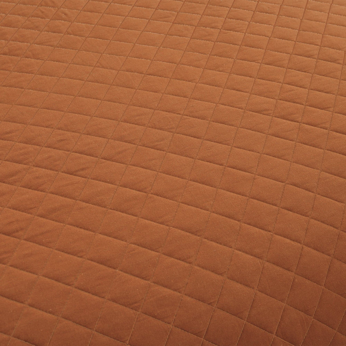 Ava Diamond Oversized Cotton Quilt Set