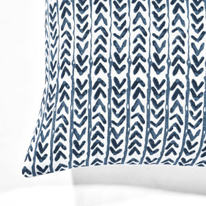 Yani Decorative Pillow Cover 20" x 20" Navy