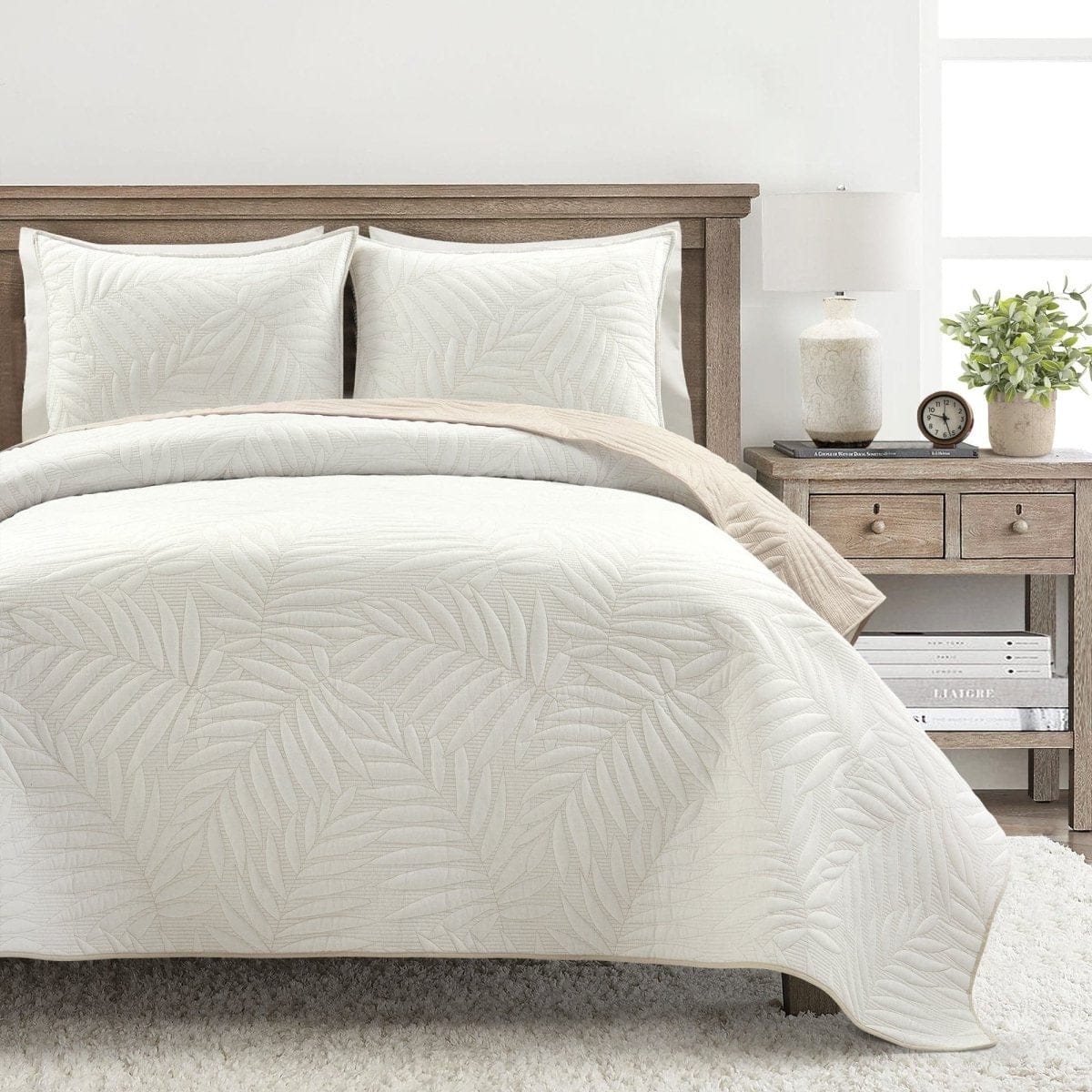 LushDecor Isla Embroidered Leaf Reversible Cotton Quilt 3 Piece Set