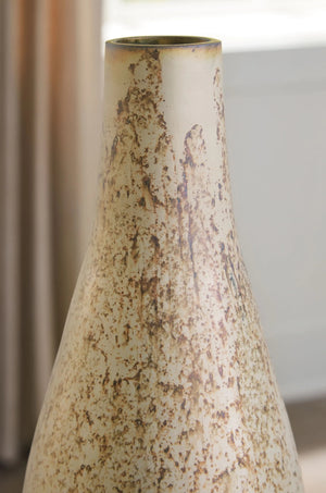 Plawite - Vase - Best Buy Furniture